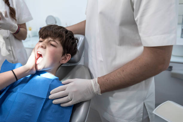 Best Emergency Dental Care for Abscessed Tooth in Collinsvle, IL
